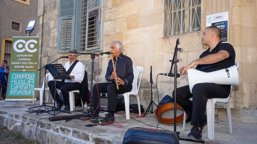 2. Akdeniz Bienali Tarsusta Sanatseverlerle Buluştu