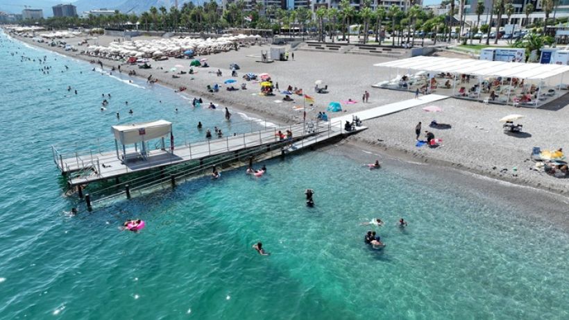 Antalya'da engelsiz plajlarından bu yıl 45 bin vatandaş yararlandı