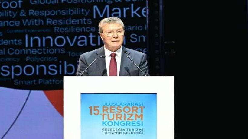 Başbakan Üstel Türkiye’deki Turizmcilere önemli Çağrı