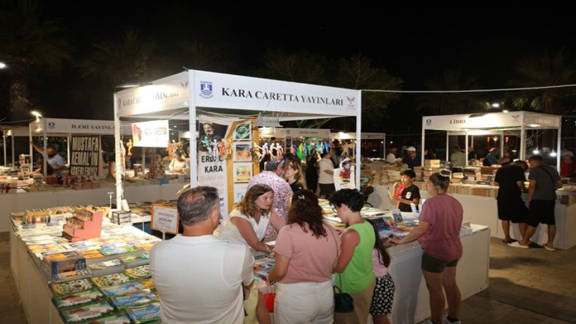 Bodrum Kitap ve Edebiyat Fuarı Devam Ediyor Bodrum Kitap ve Edebiyat Fuarı Devam Ediyor