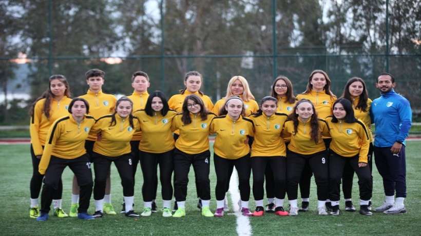 Bodrumspor kadın futbol takımı Nazilli deplasmanında
