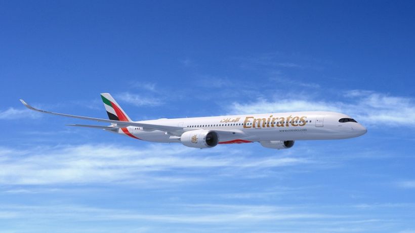 Emirates 50 yeni A350 model uçağında yüksek hızlı geniş bant internet bağlantısı sunmak için yatırım yapıyor