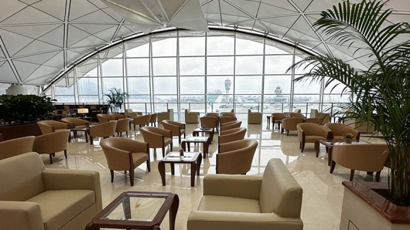Emirates, Hong Kong Uluslararası Havalimanındaki Dinlenme Salonunu Yeniledi