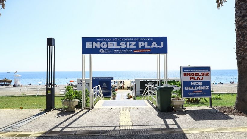 Engelsiz Plaj turistlerin de gözdesi oldu