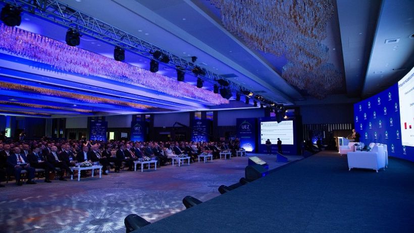 İş ve Ekonomi Dünyasının Buluşma Noktası Uluslararası Ekonomi Zirvesinde