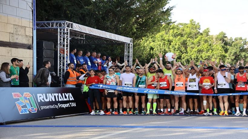 Runtalya Maraton coşkusu