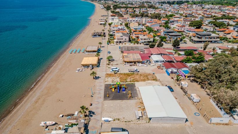 Seferihisar Belediyesi’nden Ürkmez’e denize sıfır sosyal tesis