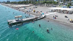 Antalya'da engelsiz plajlarından bu yıl 45 bin vatandaş yararlandı