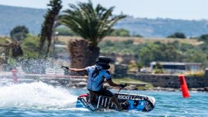 Dünya Motosurf Şampiyonası Çeşme Şifne’de gerçekleştiriliyor