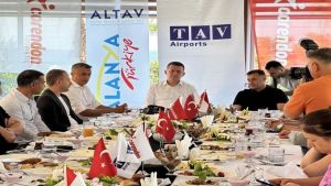 “Hollanda’dan Alanya’ya 12 ay boyunca turist getirecek”