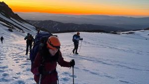 Kız öğrencilere destek için Kilimanjaro Dağı’na tırmanacak