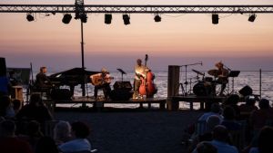 Mehmet Polat Quartet, Gümüşlük Festivalinde cazseverlerle buluştu