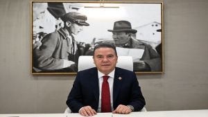 Muhittin Böcek Kybele ödülüne layık görüldü