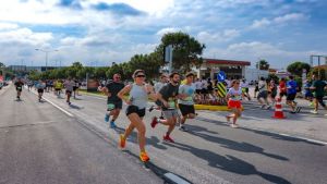 Salomon Çeşme Yarı Maratonu'na 43 ülkeden 3450 sporcu katılacak