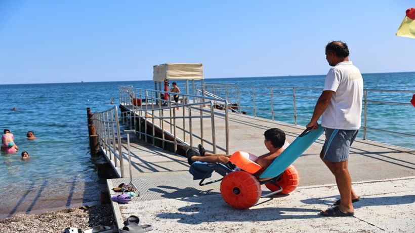 Antalya'da engelsiz plajlarından bu yıl 45 bin vatandaş yararlandı