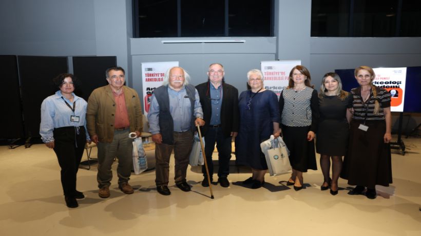 Arkeolojinin duayenleri Nilüfer’de buluştu