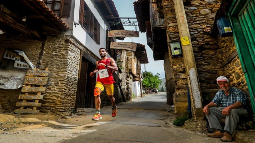 Efeler Yolu Ultra Trail'de 8 ülkeden 264 sporcu katılıyor