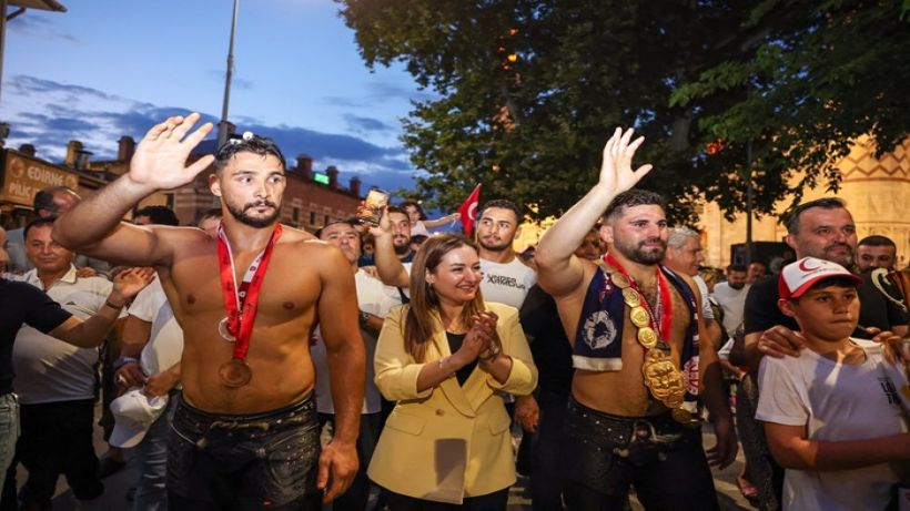 Kırkpınar’a Antalya Büyükşehir Belediyesi damga vurdu